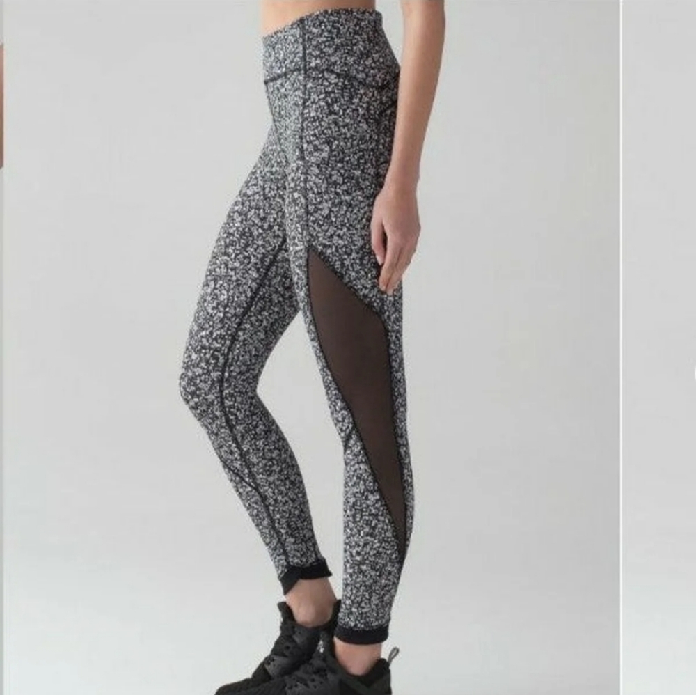 Lululemon Sole Training Tight